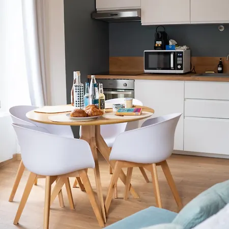 Apartment Calme Avec Balcon En Plein Coeur De *
