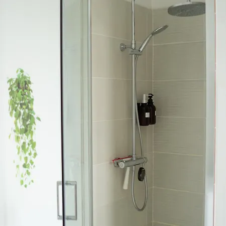 Hypercentre Lumineux Marie Celine *