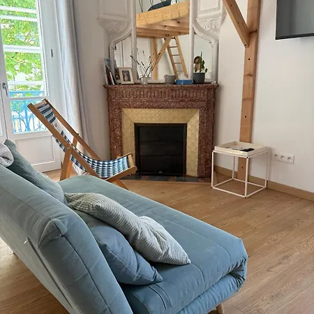 Apartment Calme Avec Balcon En Plein Coeur De